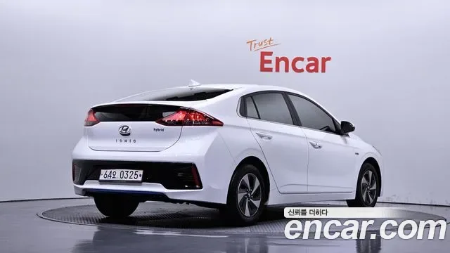 Hyundai Ioniq Ionic Hybrid, 2016 — фото 2