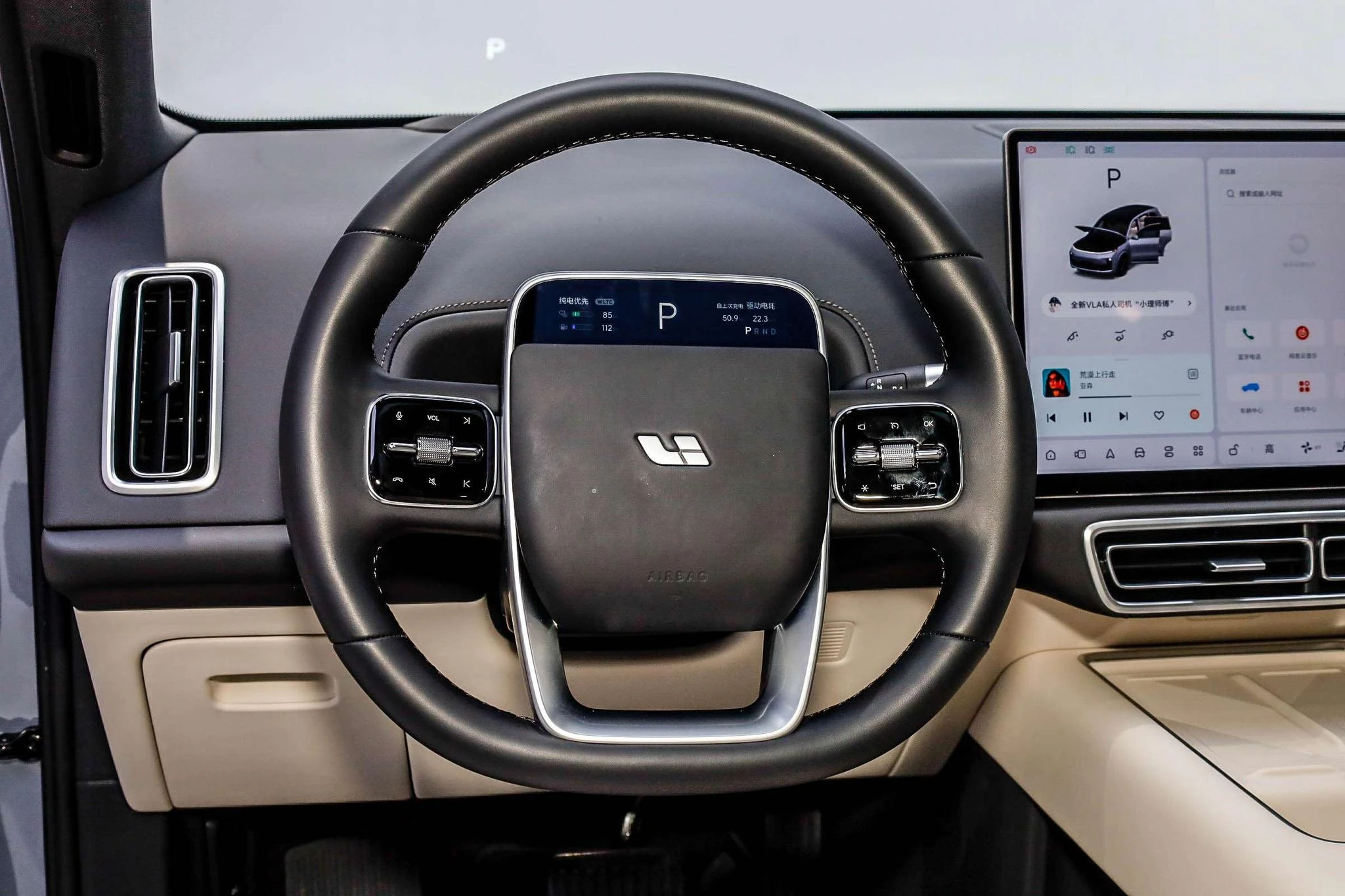 Li Auto Ideal L8, 2025 — фото 21