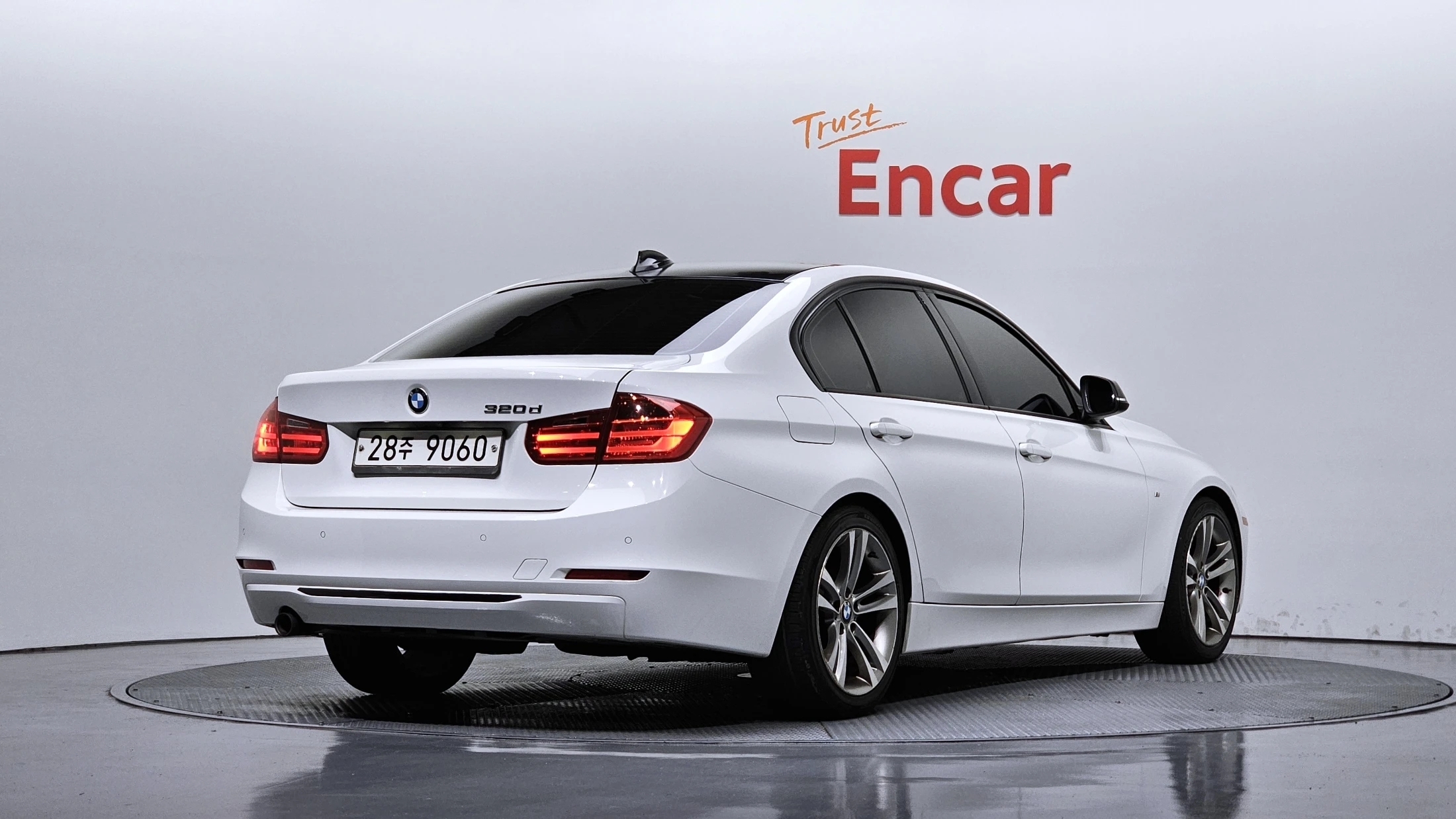 BMW 3-Series F30, 2012 — фото 2