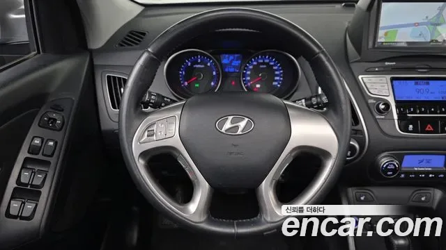 Hyundai Tucson ix, 2010 — фото 14