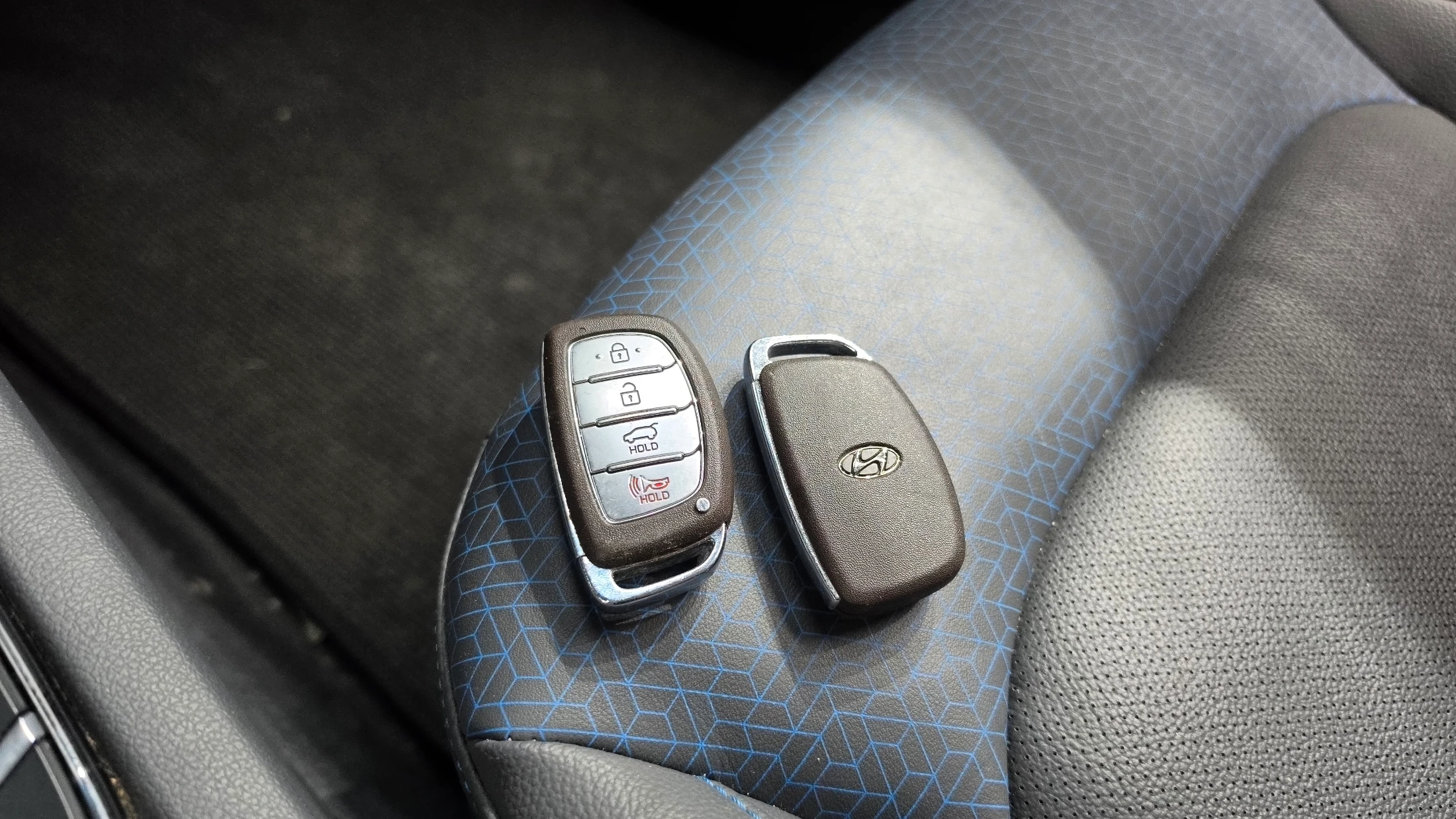 Hyundai Ioniq Ionic Hybrid, 2016 — фото 19