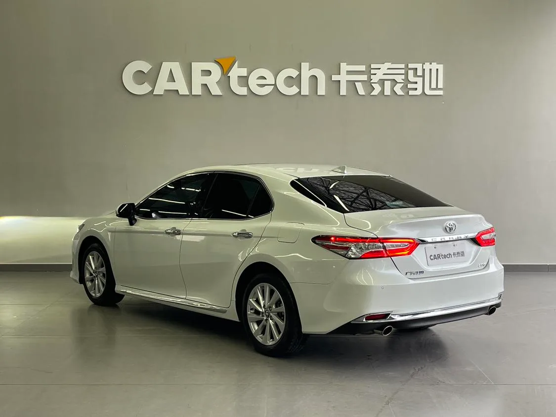Toyota Camry, 2023 — фото 6