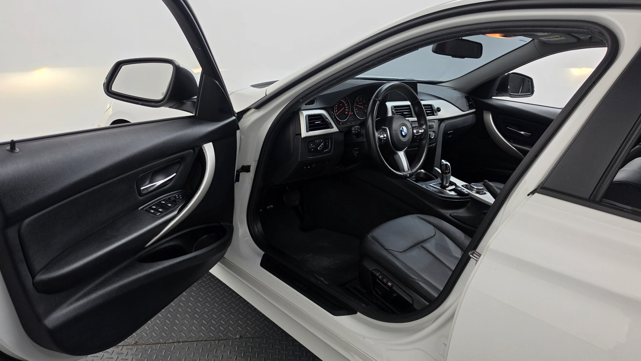BMW 3-Series F30, 2014 — фото 10