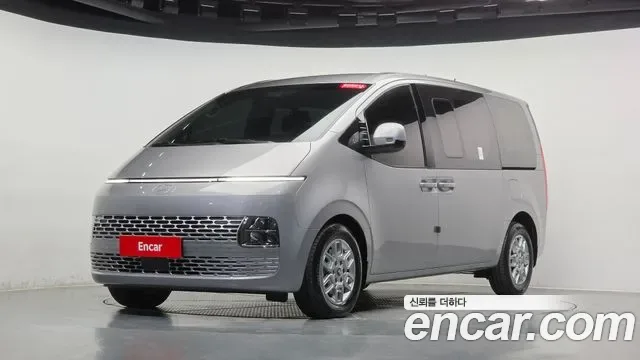 Hyundai Staria
