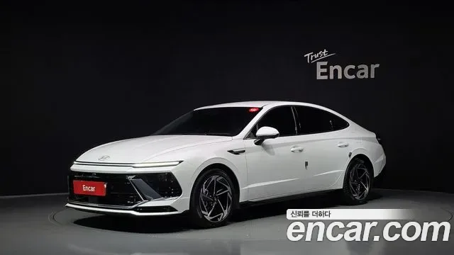 Hyundai Sonata De Edge Hybrid (DN8)