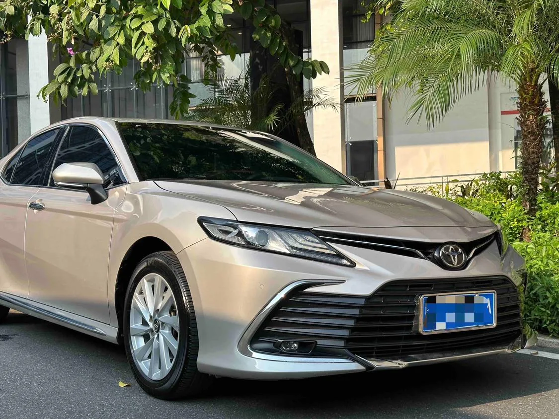 Toyota Camry, 2023 — фото 5