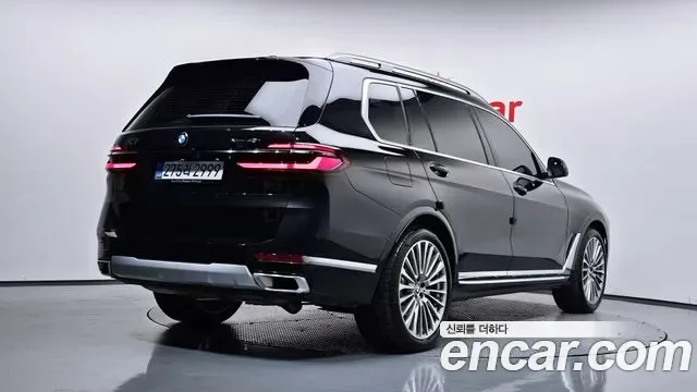BMW X7 G07, 2025 — фото 2