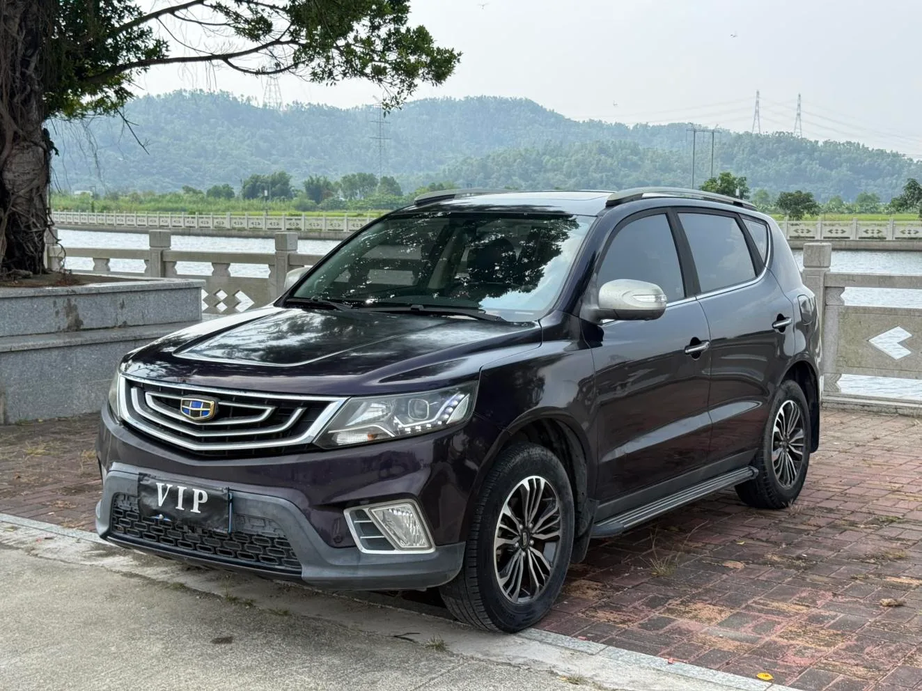 Geely Vision X6