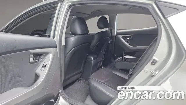 Hyundai Avante MD, 2013 — фото 17