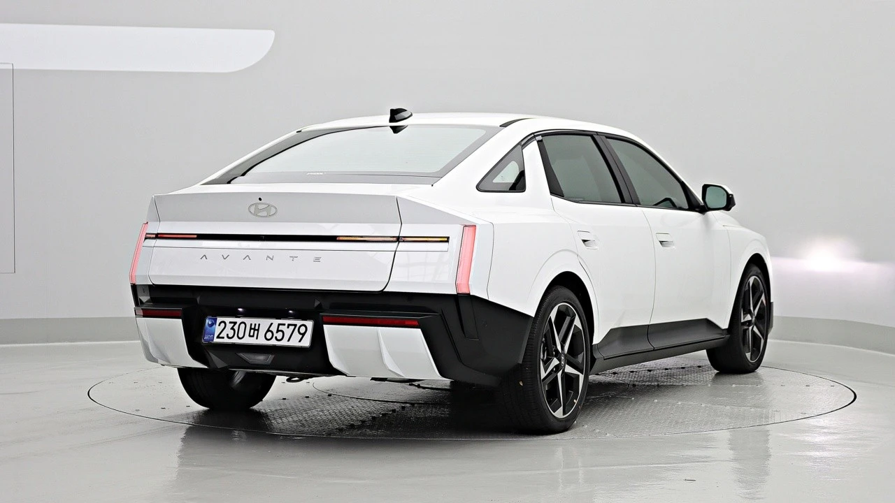 Hyundai Avante CN8, 2026 — фото 2