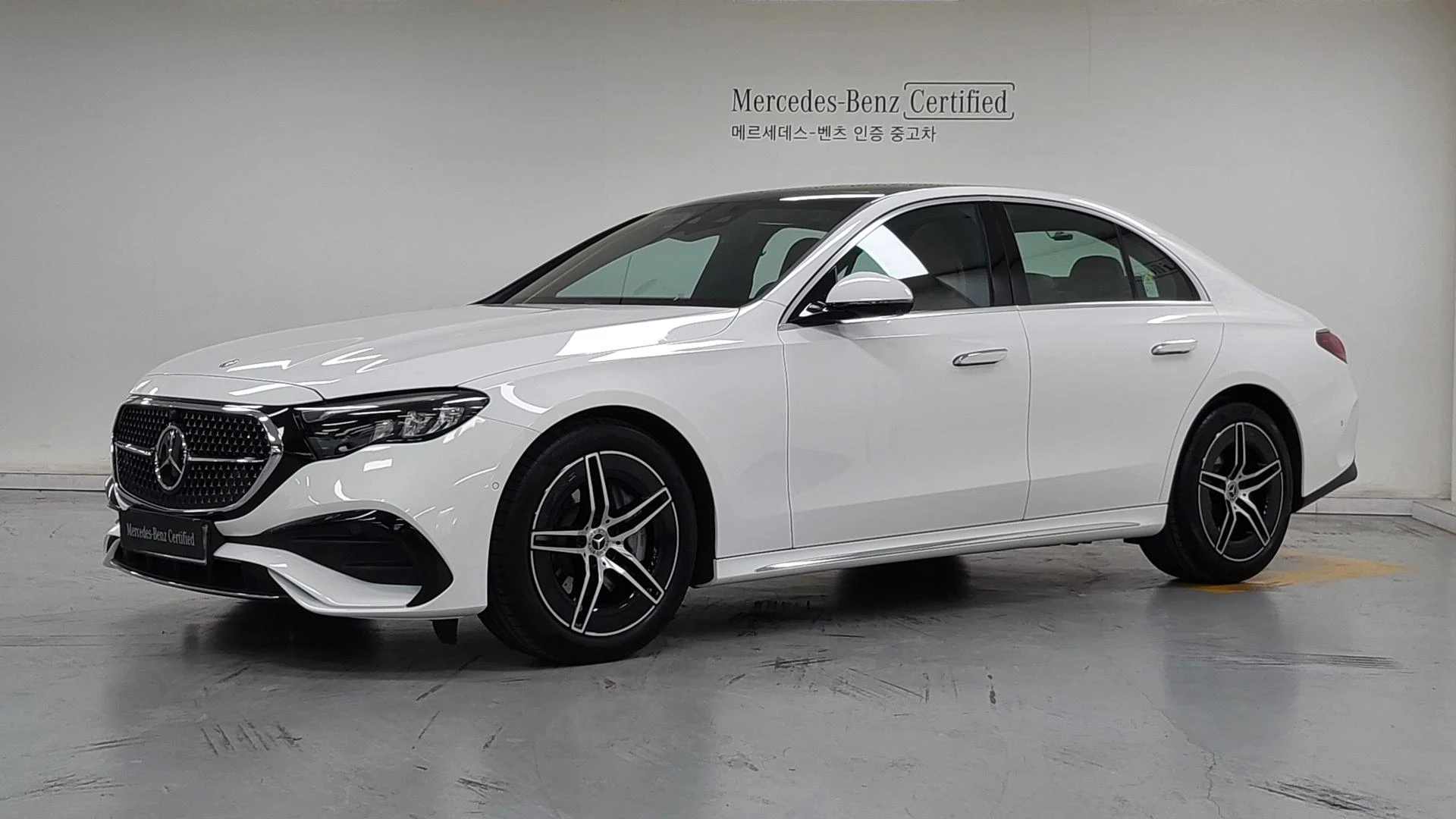 Mercedes-Benz E-Class W214
