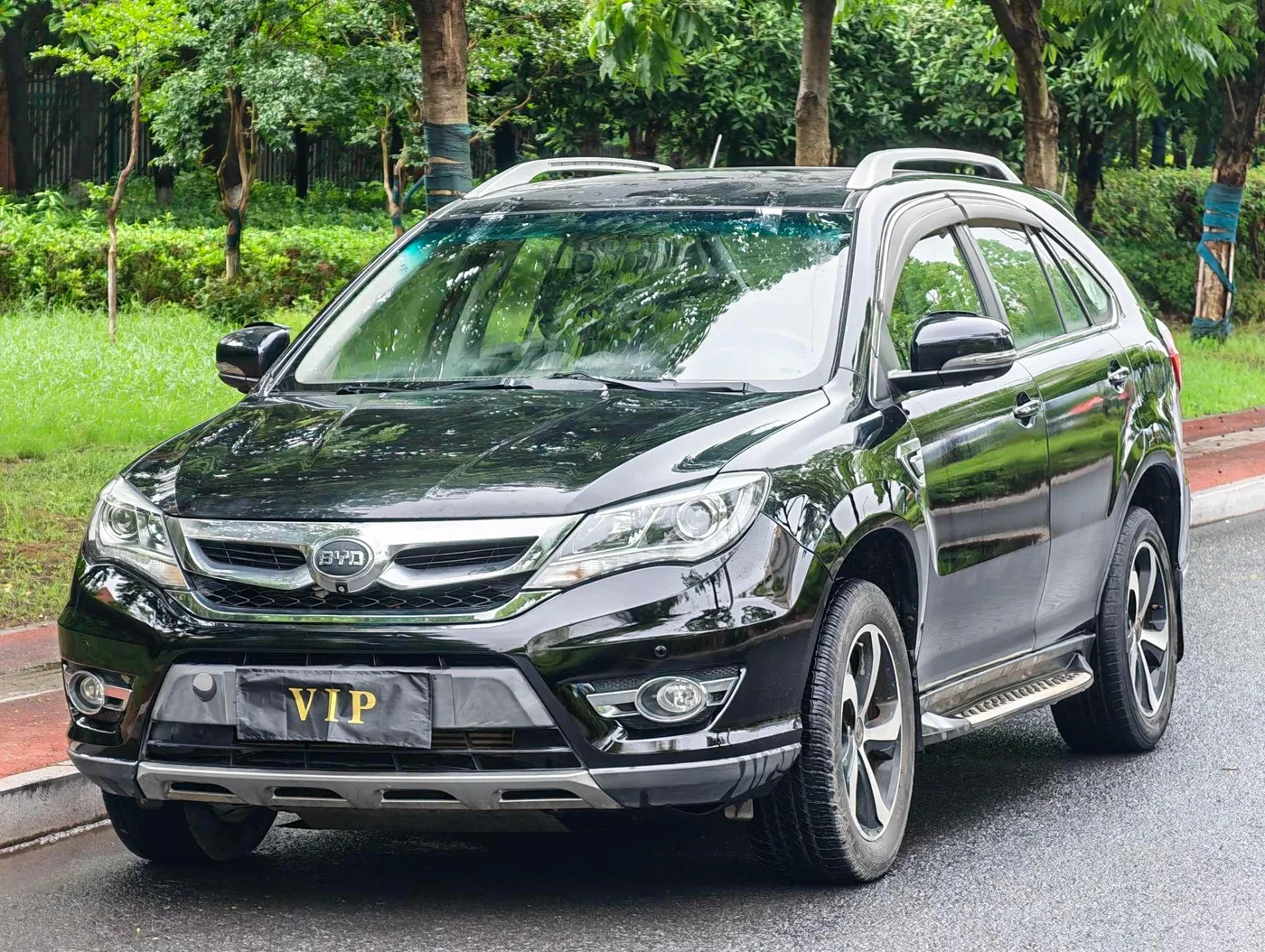 BYD S7
