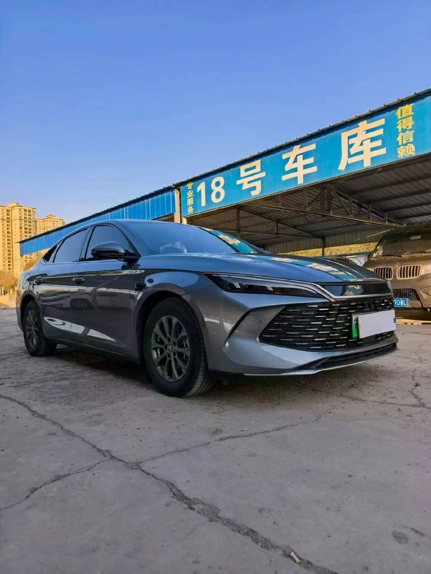 BYD Qin L DM, 2025 — фото 3