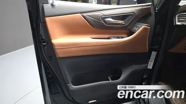 Toyota Alphard Alpad, 2025 — фото 24