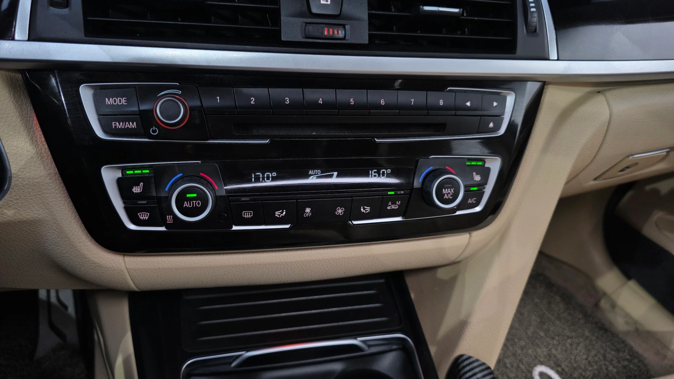 BMW 3-Series F30, 2015 — фото 16