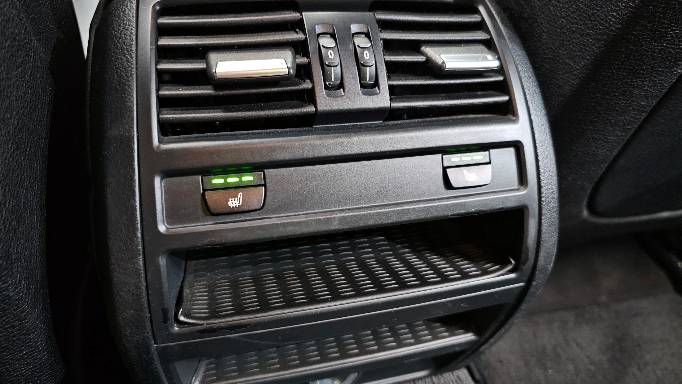 BMW 5-Series F10, 2013 — фото 18