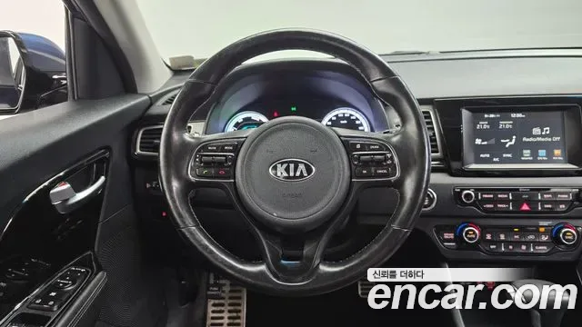 Kia Niro, 2016 — фото 13