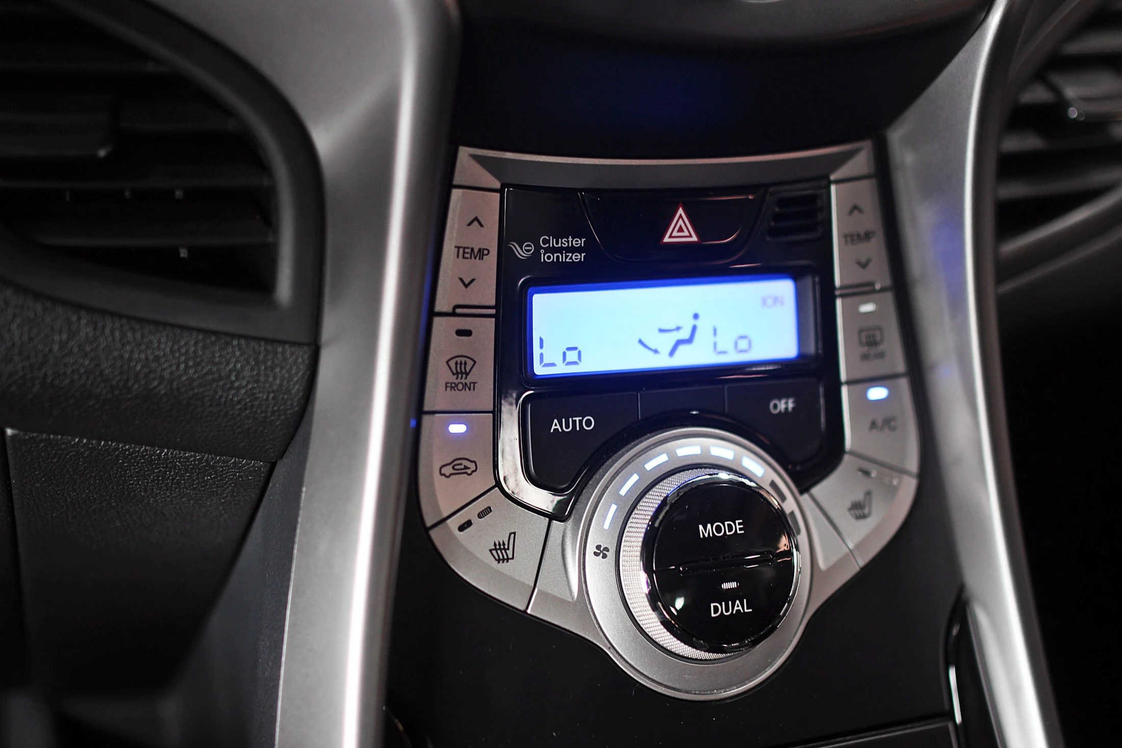 Hyundai Avante MD, 2010 — фото 17
