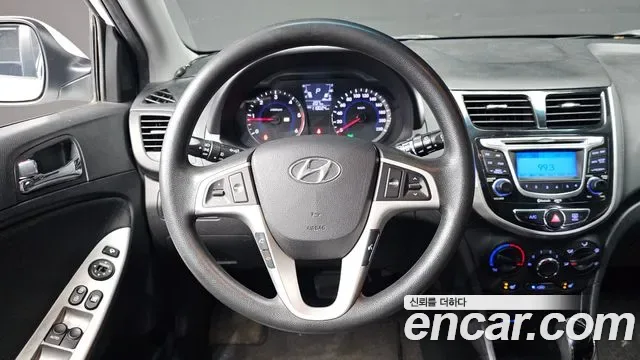 Hyundai Accent, 2012 — фото 12