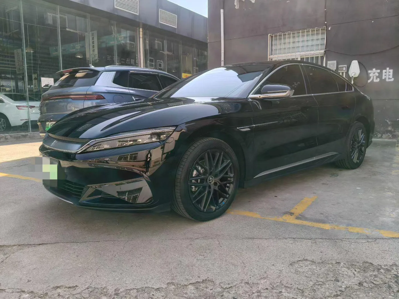 BYD Han EV
