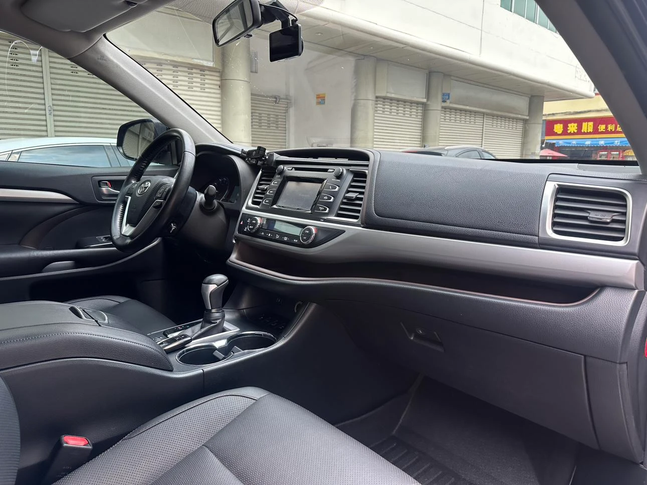 Toyota Highlander, 2015 — фото 19