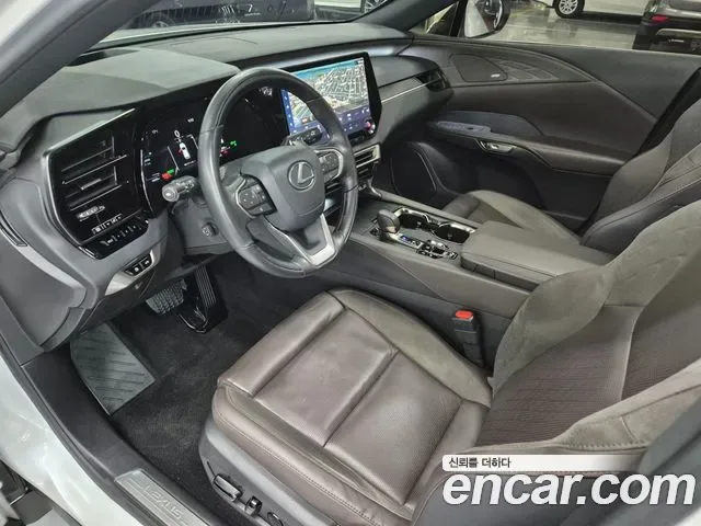 Lexus Rx Rx450h+, 2025 — фото 14