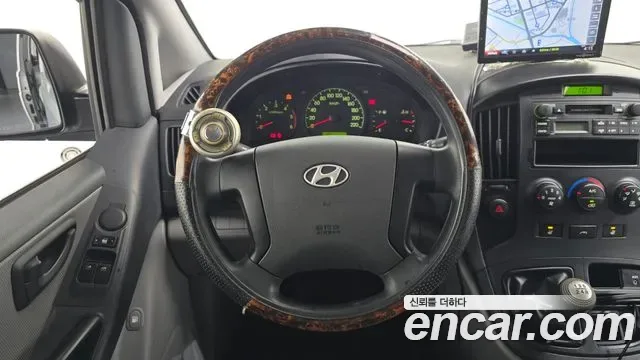 Hyundai Starex Grand Starex, 2009 — фото 16