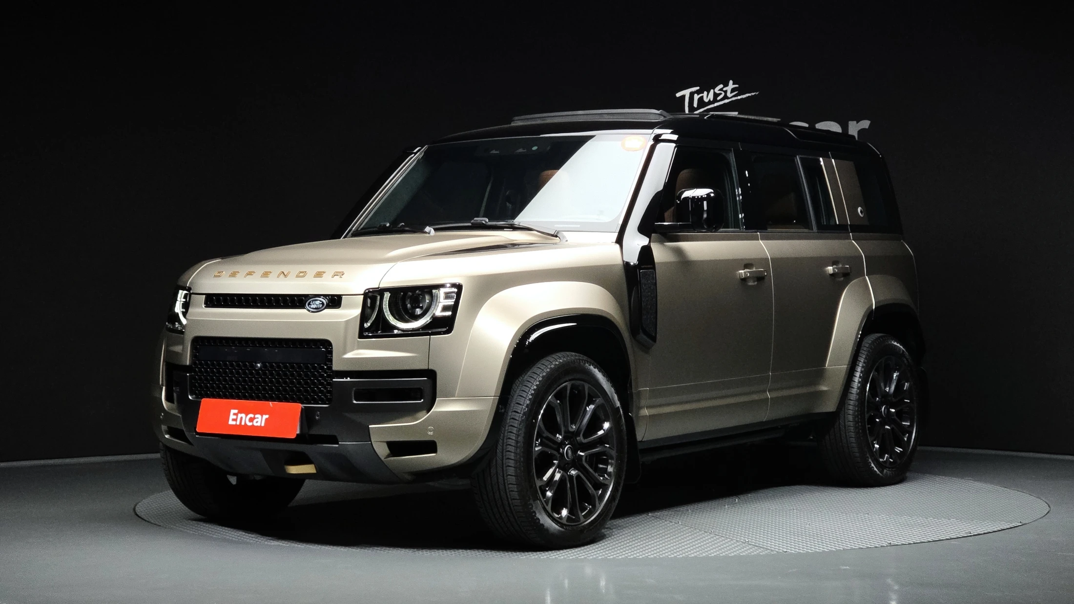 Land Rover Defender L663