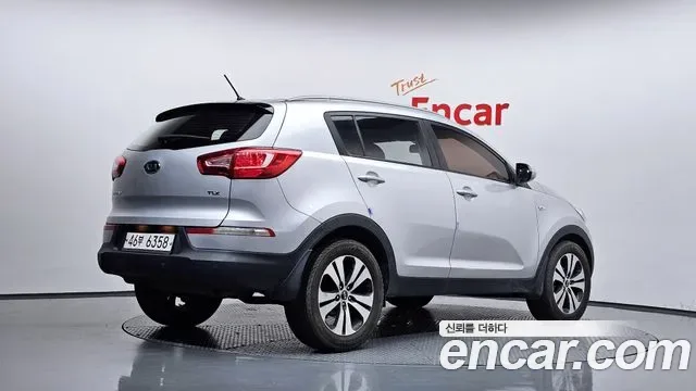 Kia Sportage, 2010 — фото 2