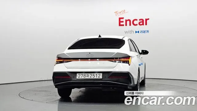 Hyundai Avante CN7, 2024 — фото 4
