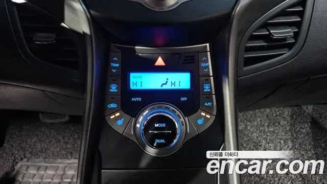 Hyundai Avante MD, 2013 — фото 13