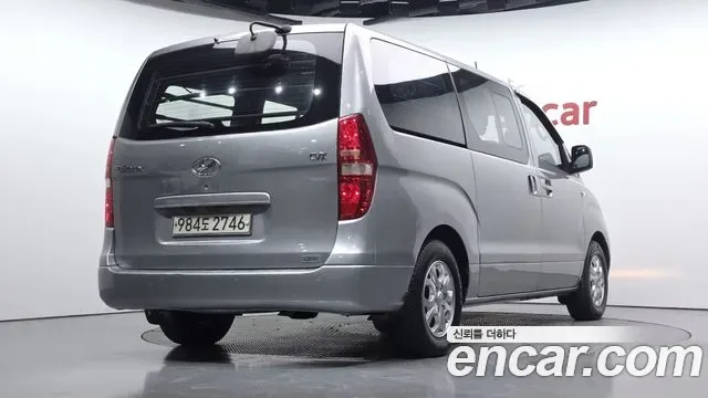 Hyundai Starex Grand Starex, 2010 — фото 2