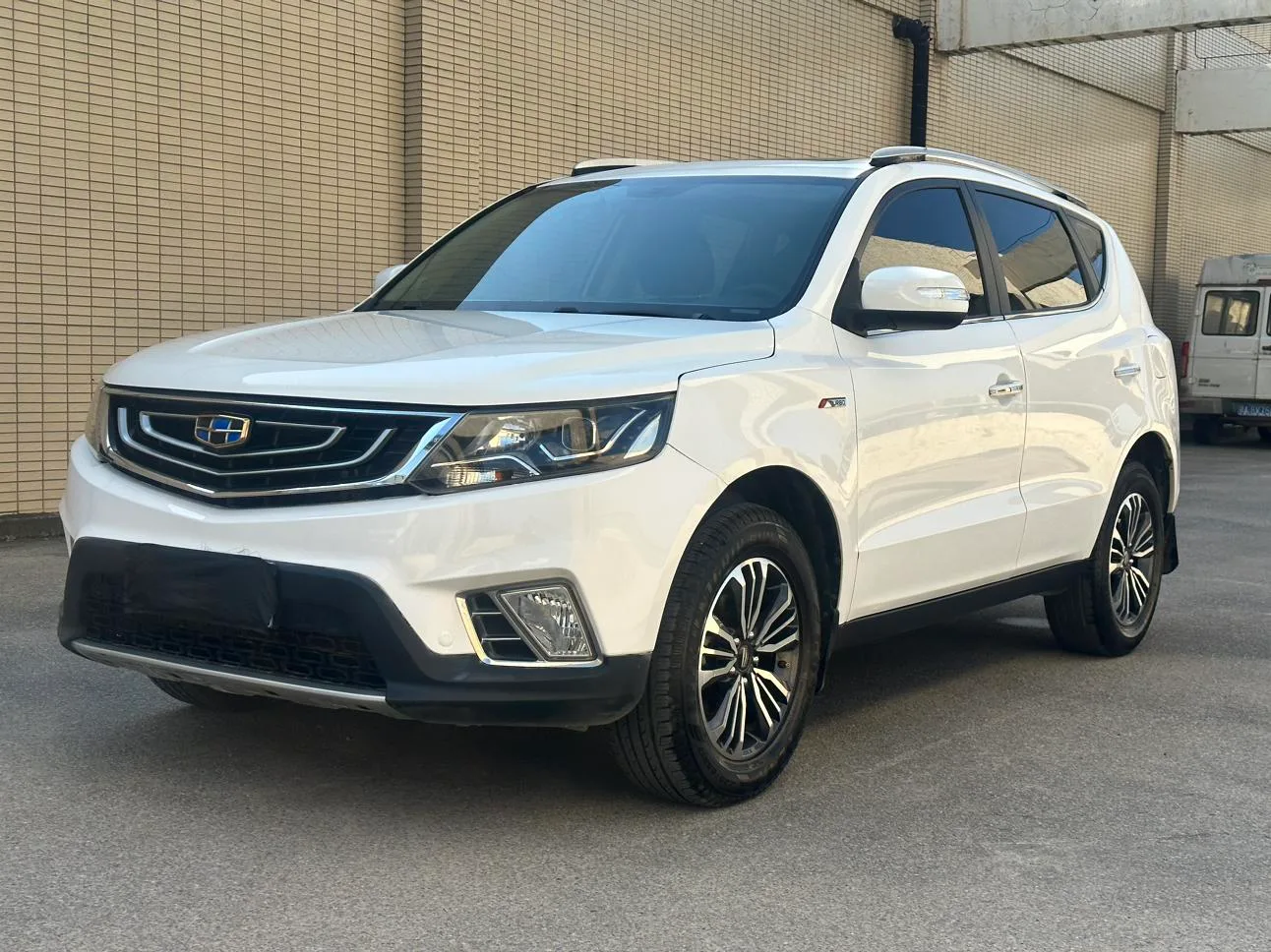 Geely Vision X6