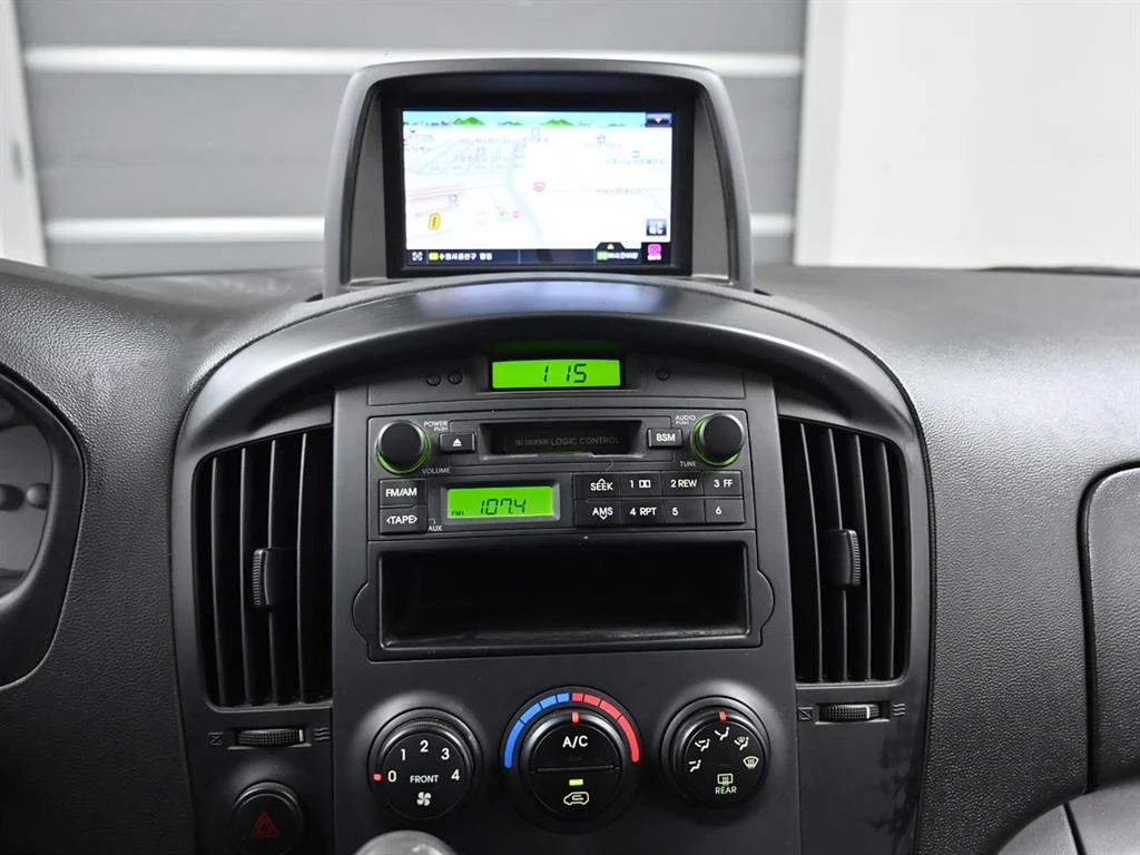 Hyundai Starex Grand Starex, 2008 — фото 14