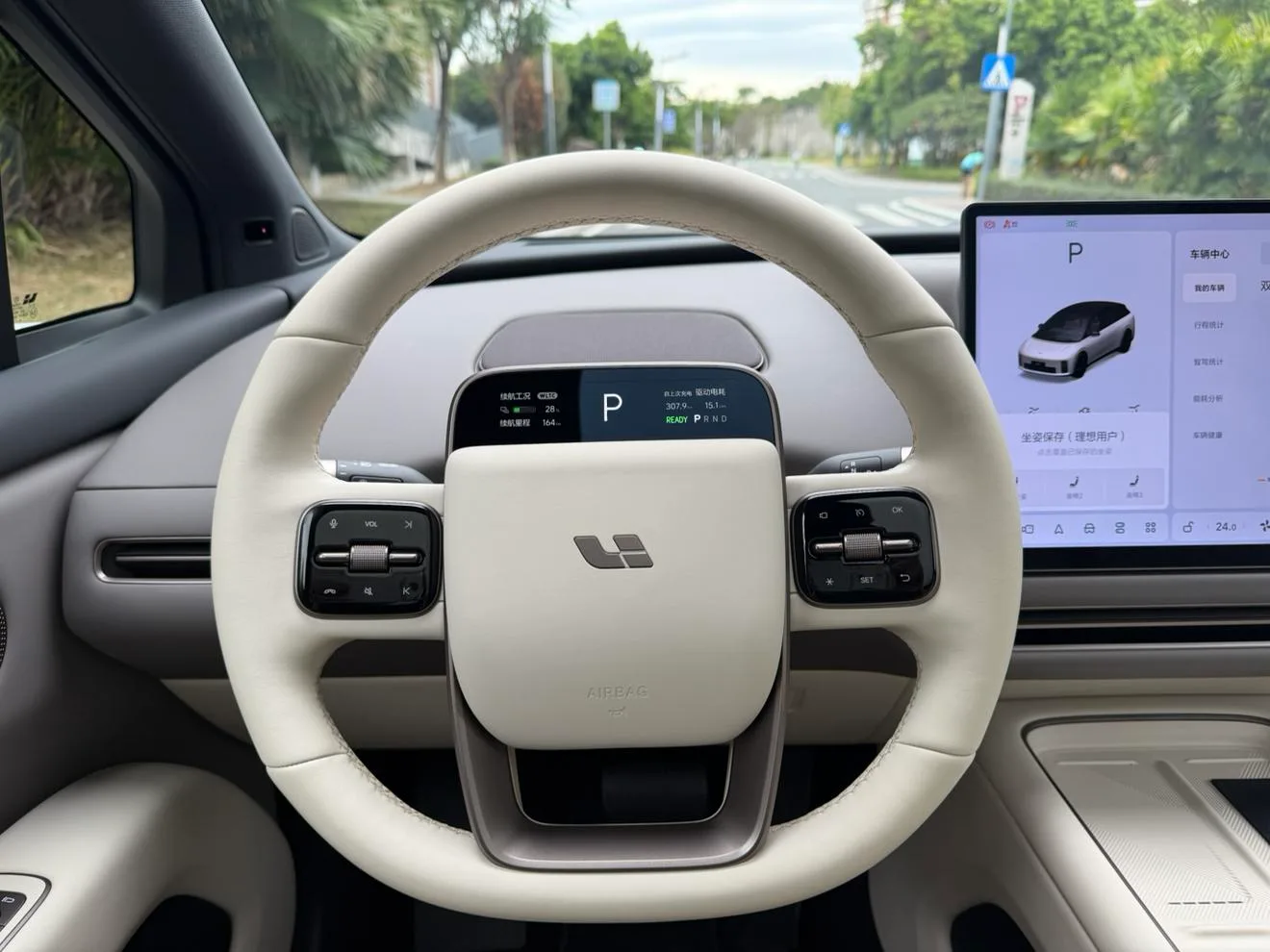 Li Auto ideal i6, 2025 — фото 12