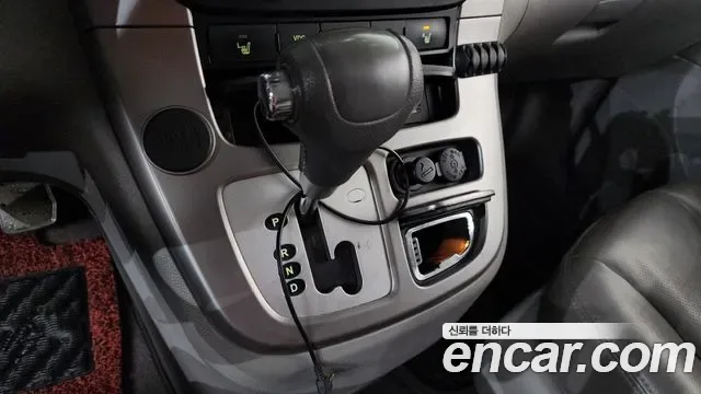 Kia Canival Carnival R, 2012 — фото 9