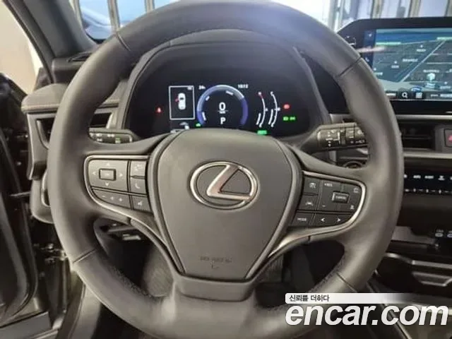 Lexus Ux UX300h, 2025 — фото 14