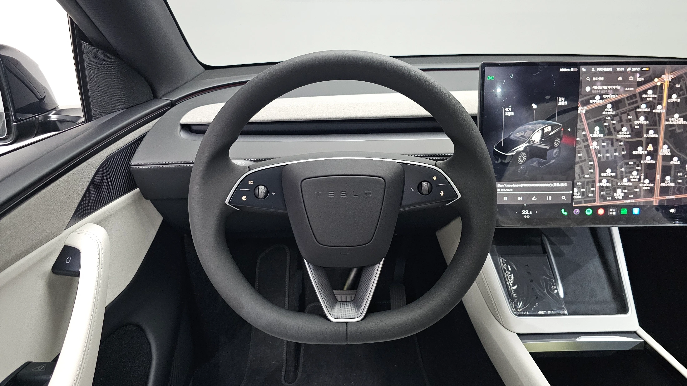 Tesla Model Y, 2026 — фото 14