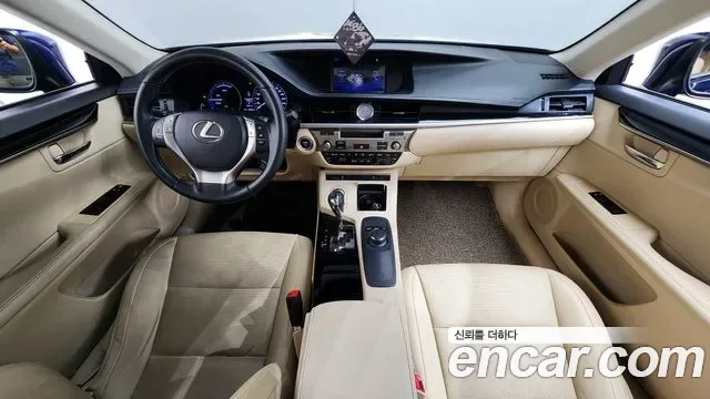 Lexus Es ES300h, 2014 — фото 7