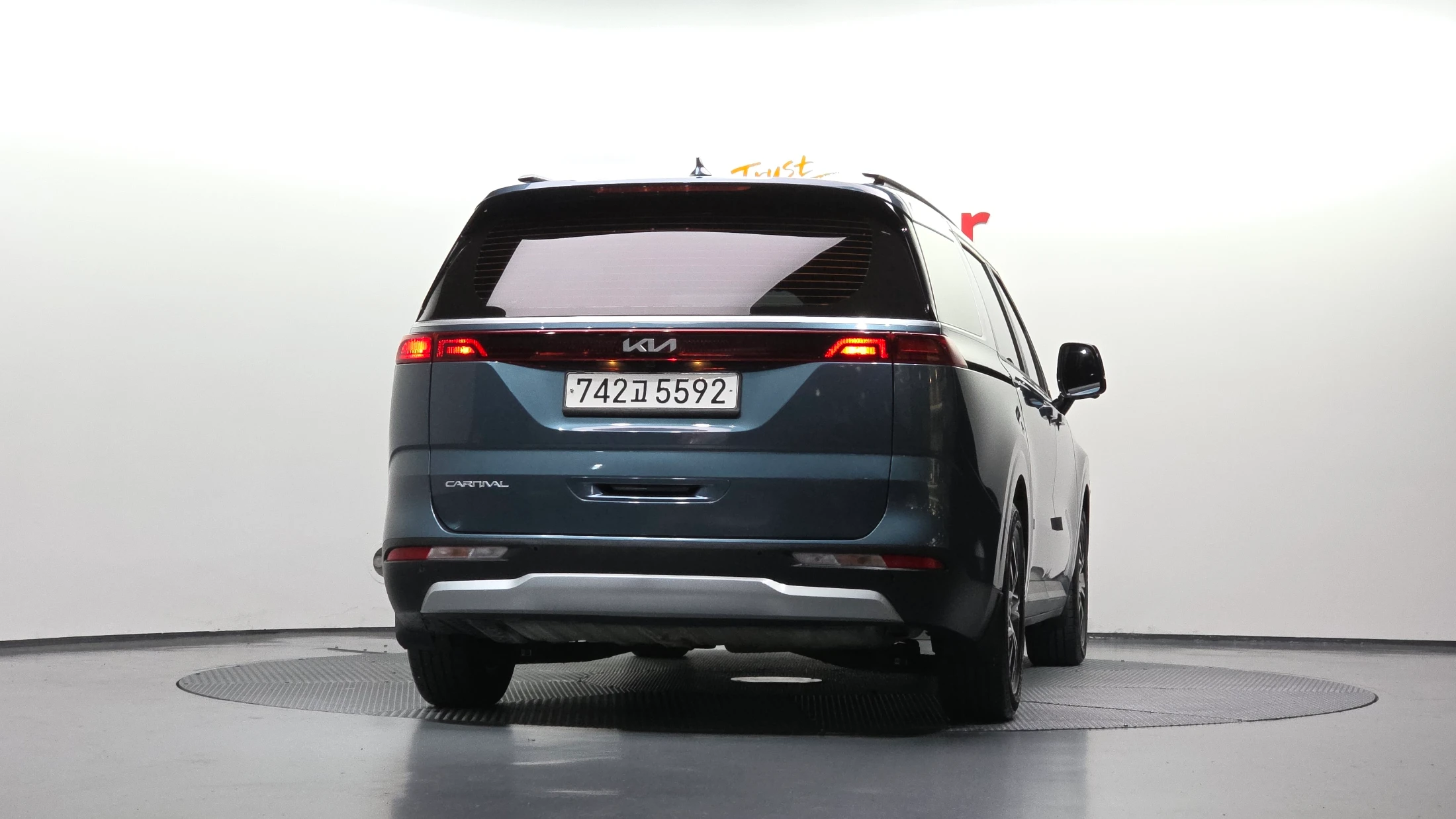 Kia Canival Carnival, 2022 — фото 4
