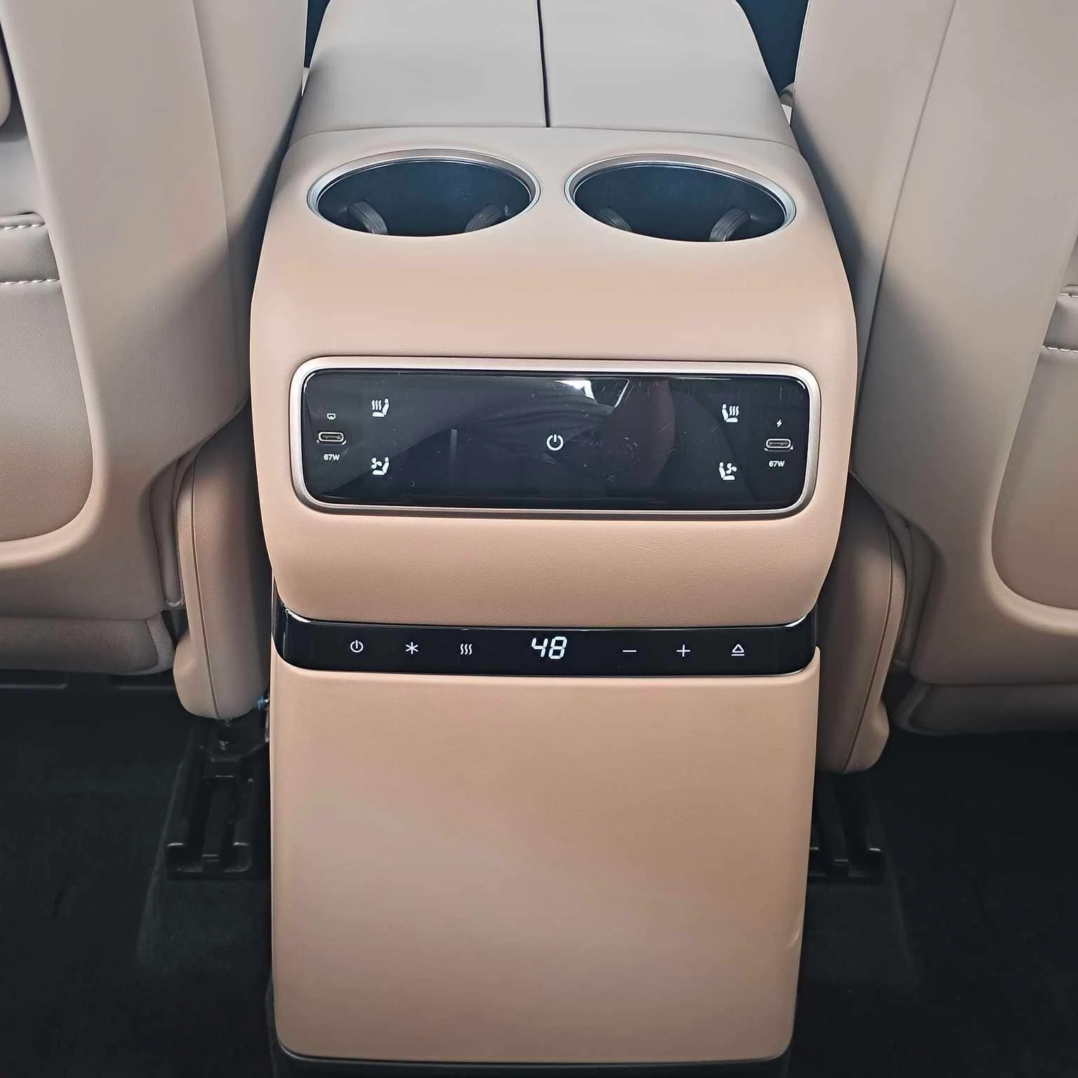 Li Auto ideal i8, 2025 — фото 11