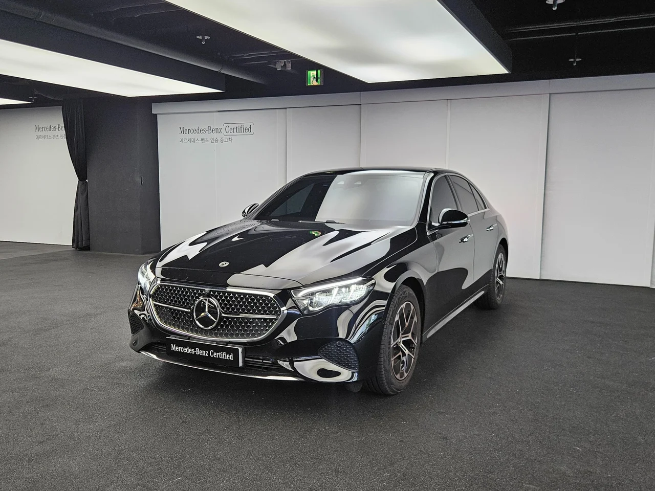 Mercedes-Benz E-Class W214