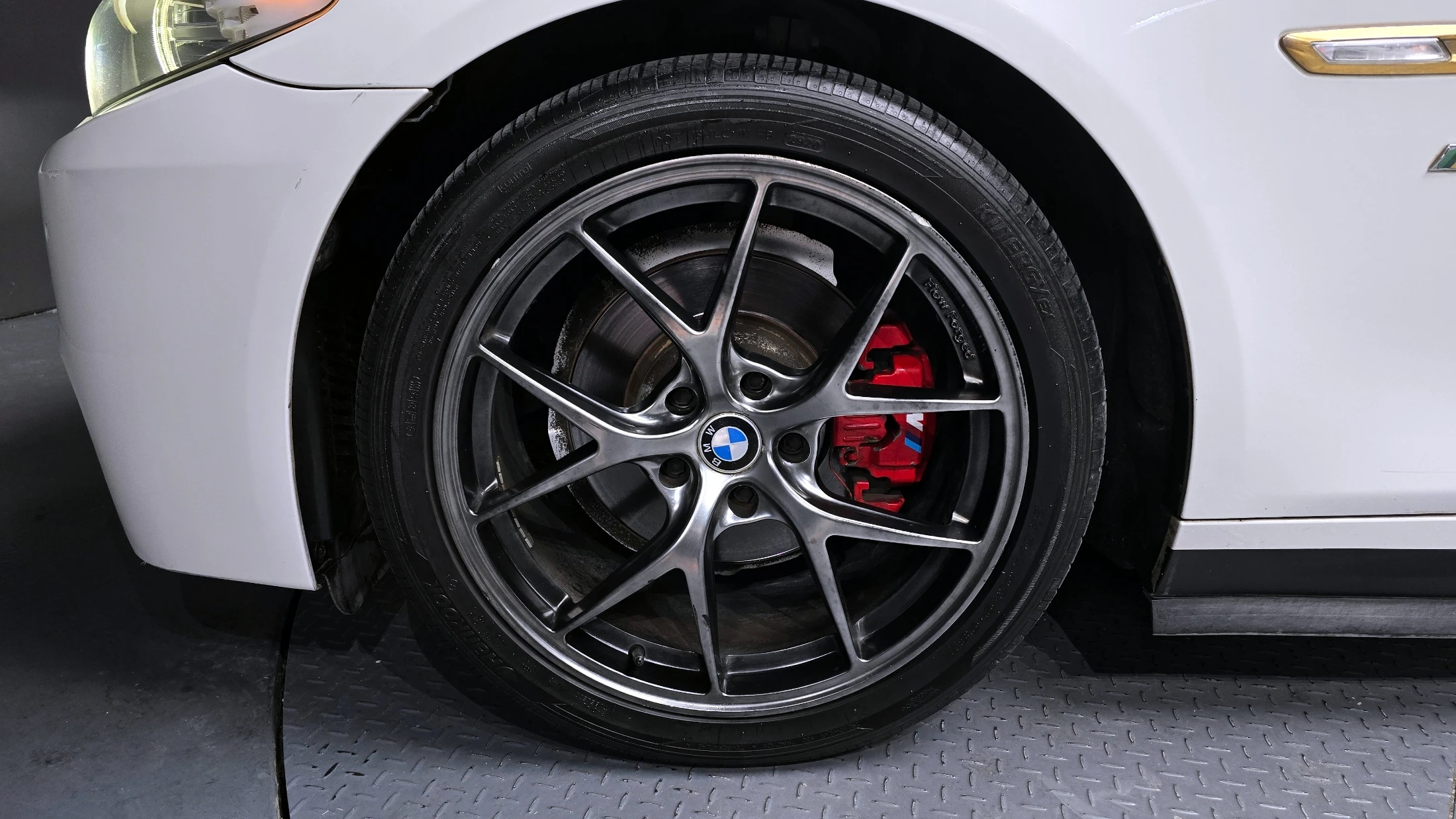 BMW 5-Series F10, 2013 — фото 5