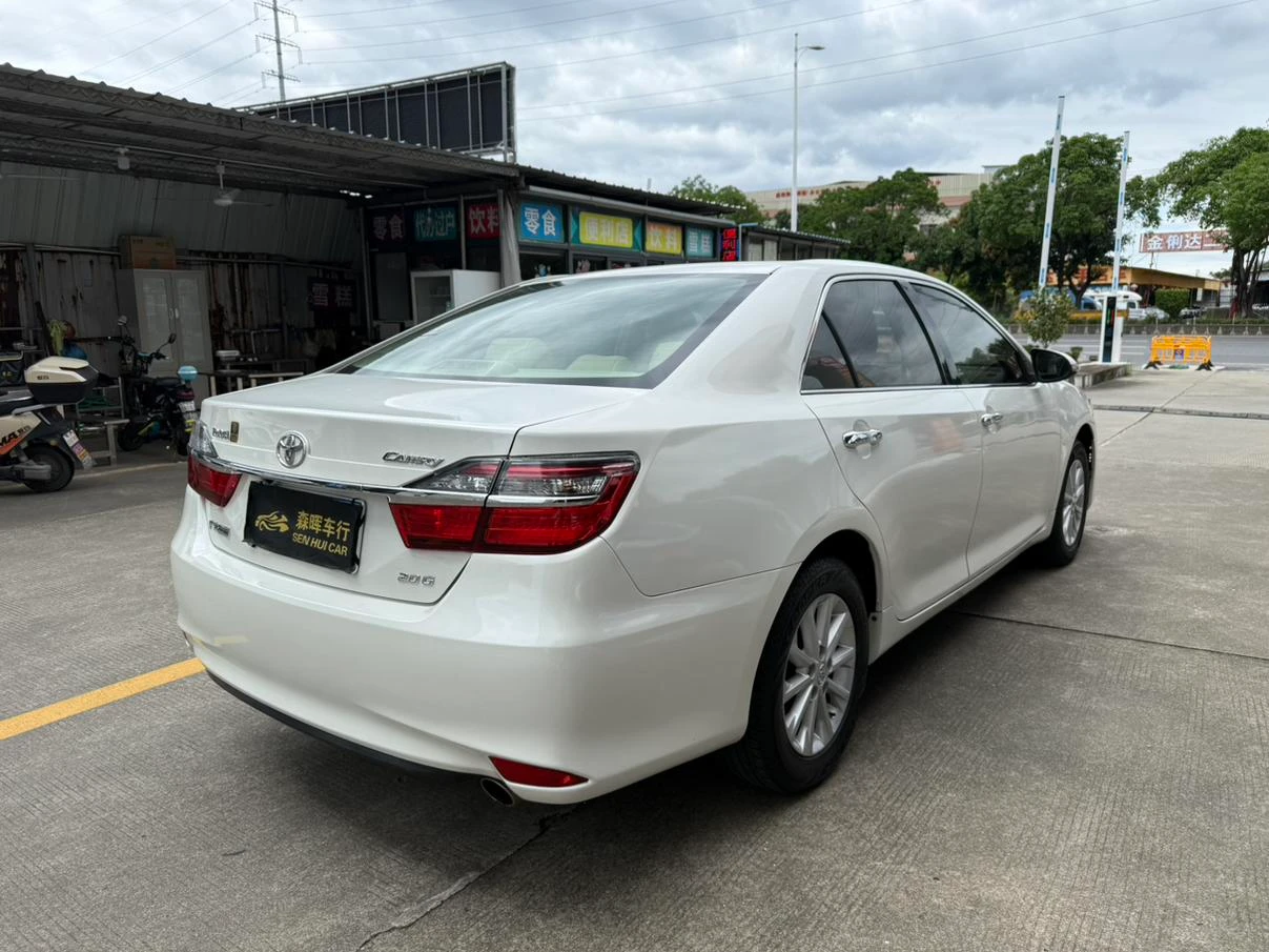 Toyota Camry, 2015 — фото 11
