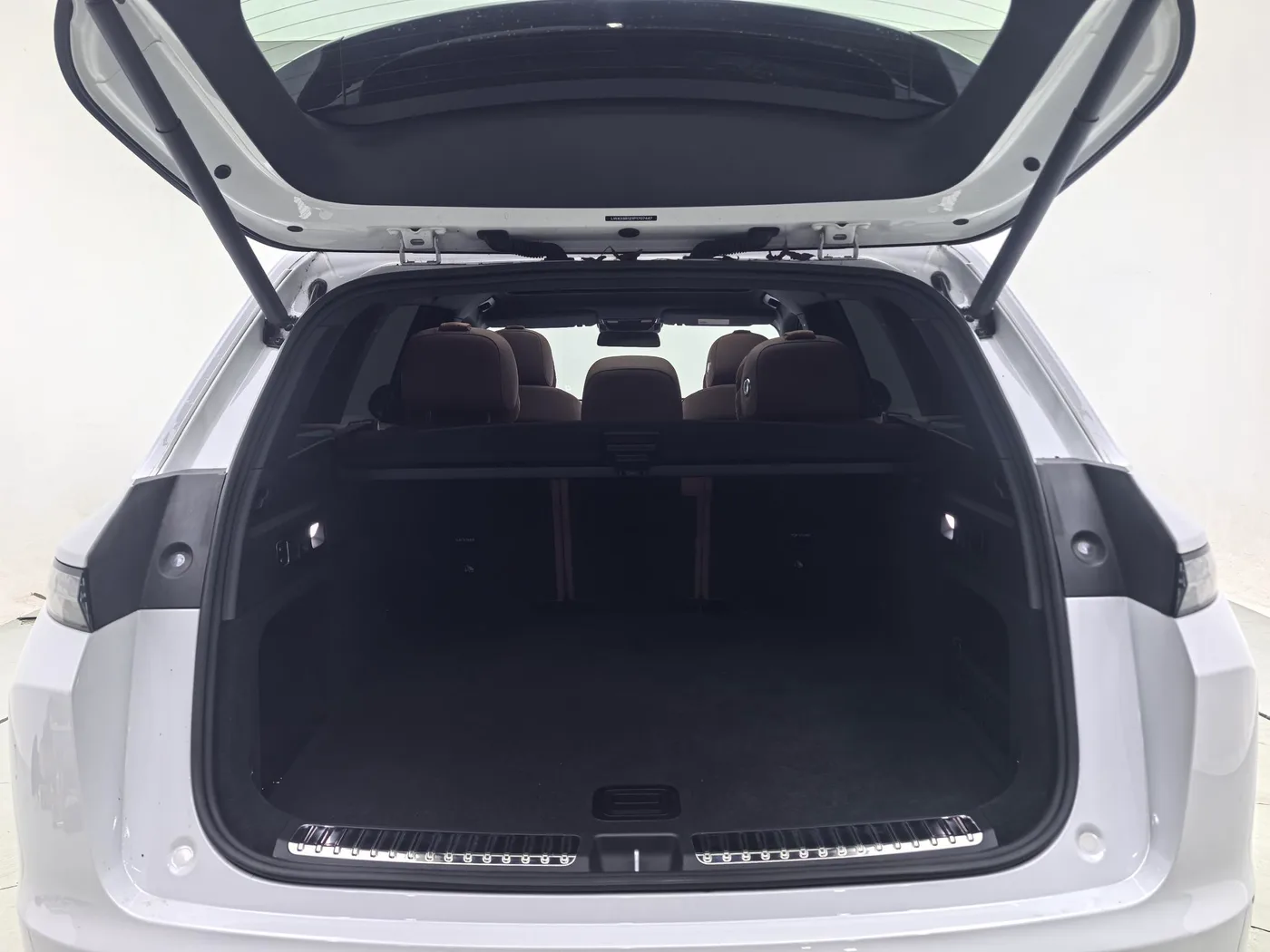 Li Auto Ideal L7, 2023 — фото 23