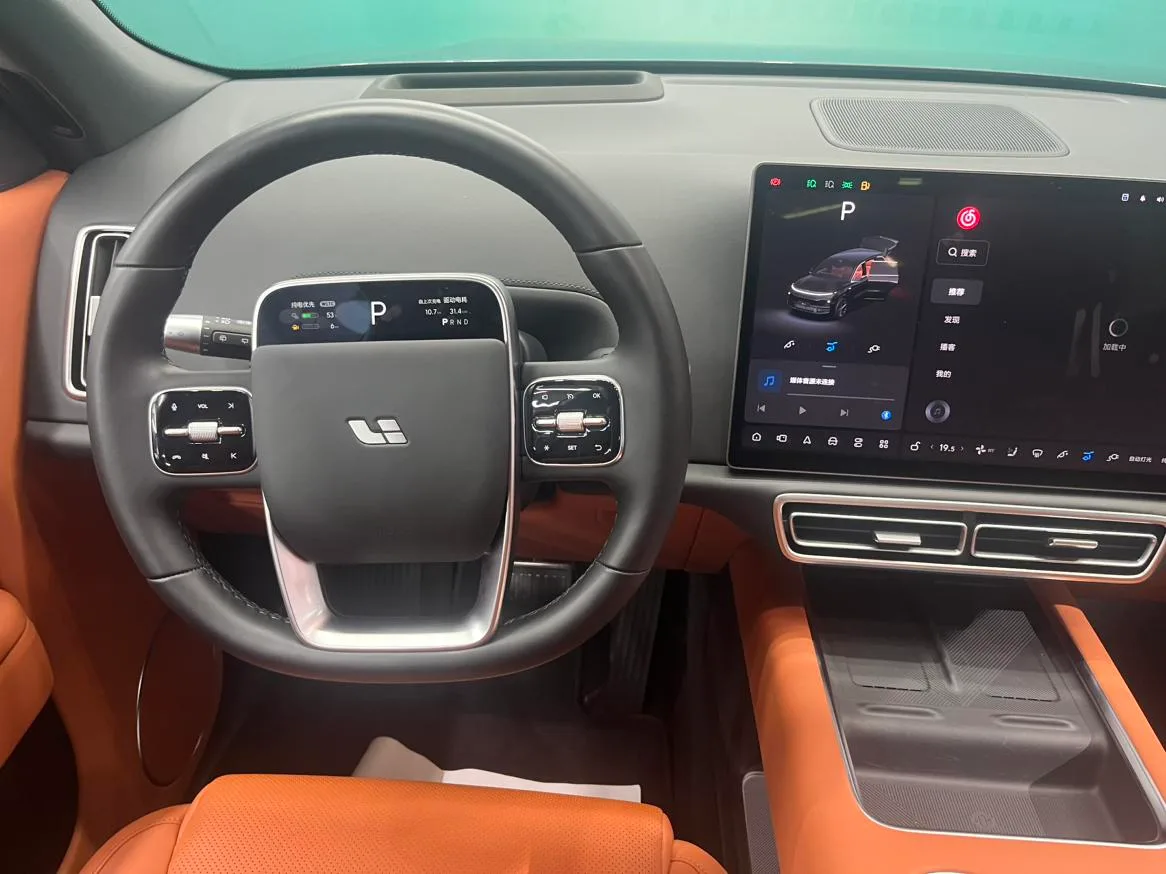 Li Auto Ideal L8, 2025 — фото 10