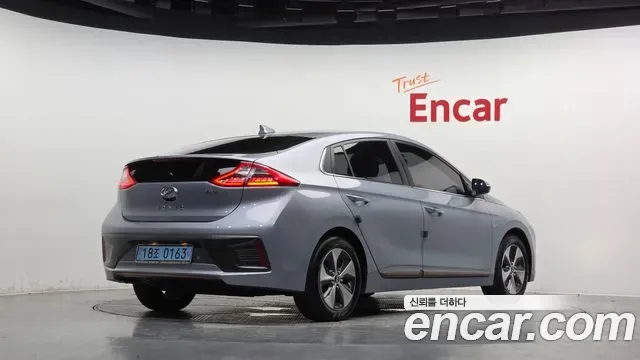 Hyundai Ioniq Ionic Electric, 2016 — фото 2