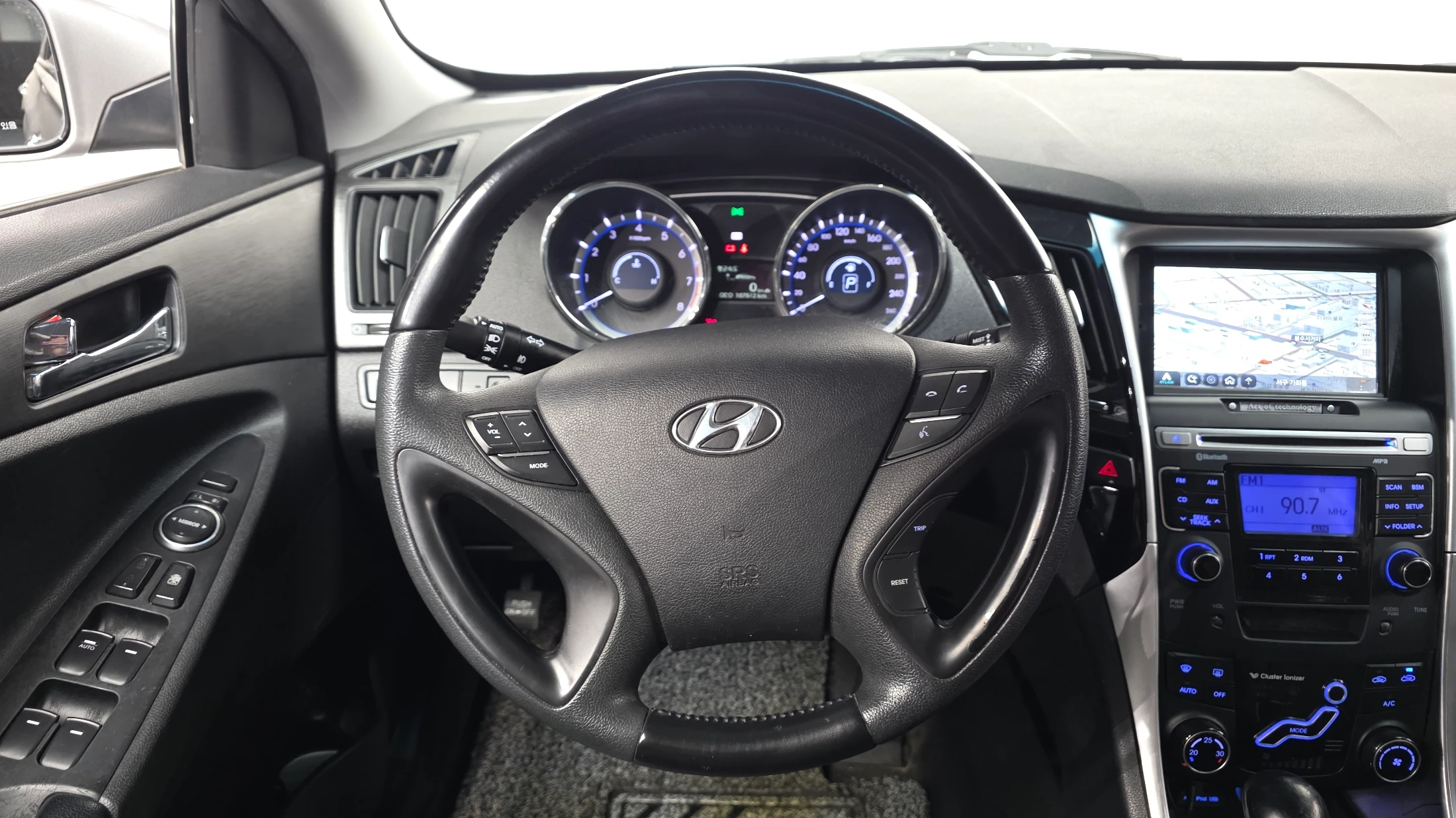 Hyundai Sonata YF Sonata, 2010 — фото 13