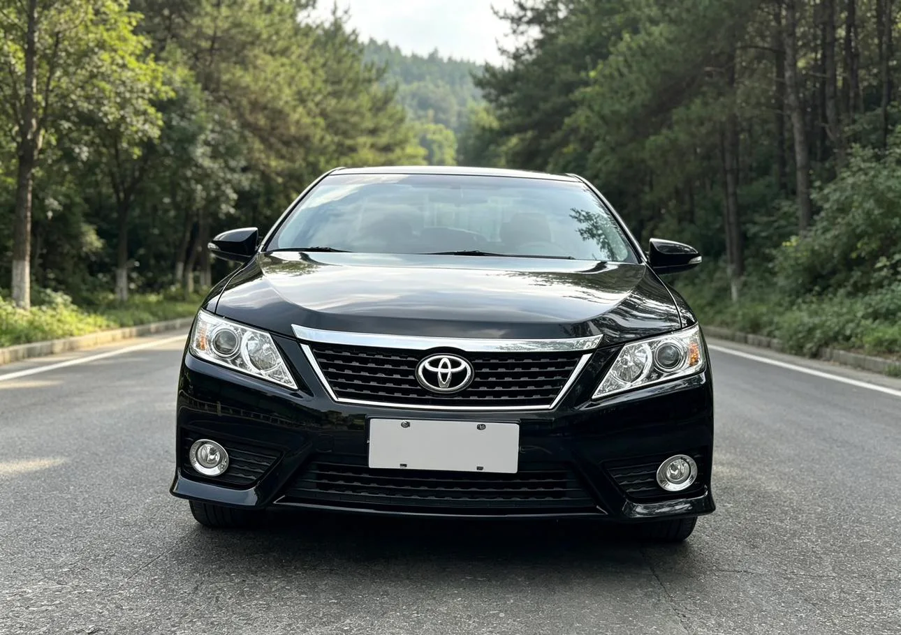 Toyota Camry, 2012 — фото 10