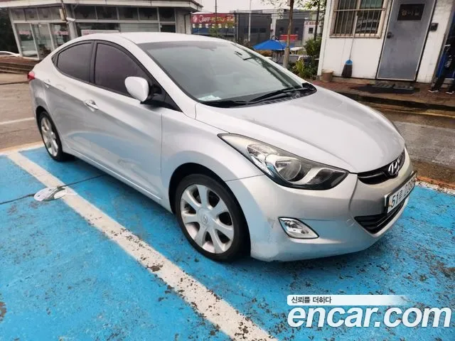 Hyundai Avante MD
